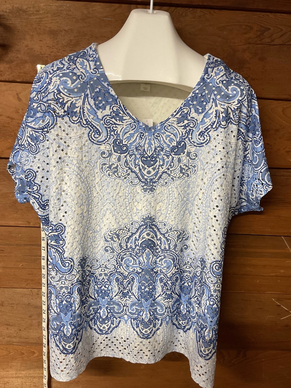 CJ Banks Blue and White Paisley Short Sleeve Top